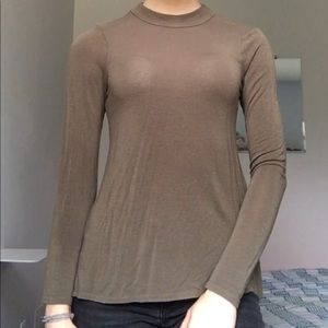 Mockneck army green long sleeve